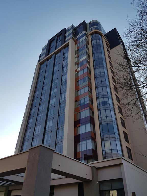 615 Sandton Skye Johannesburg Exterior photo