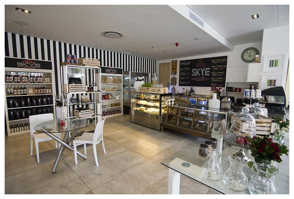 615 Sandton Skye Johannesburg Exterior photo